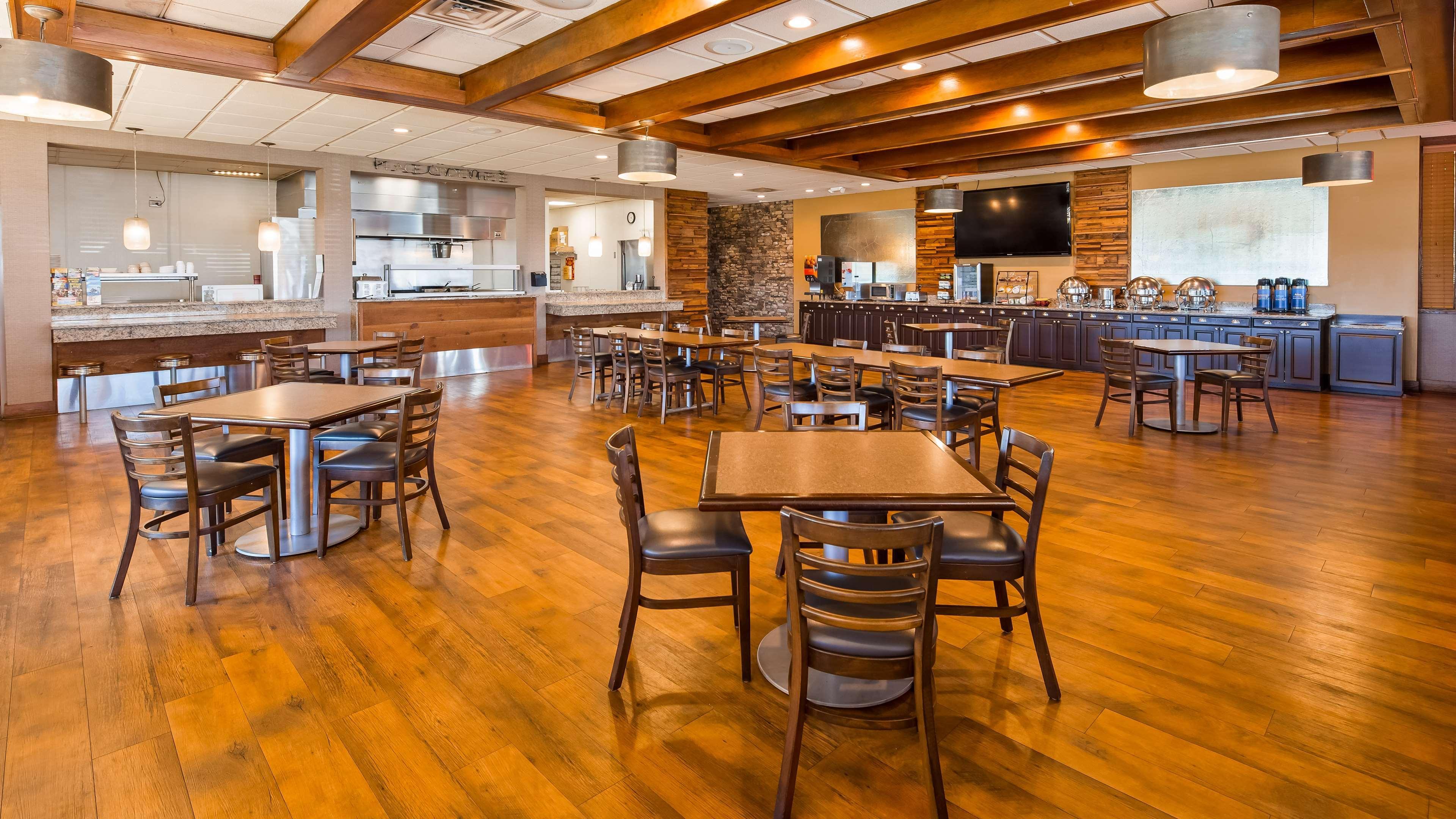 Best Western Newport Inn Dış mekan fotoğraf