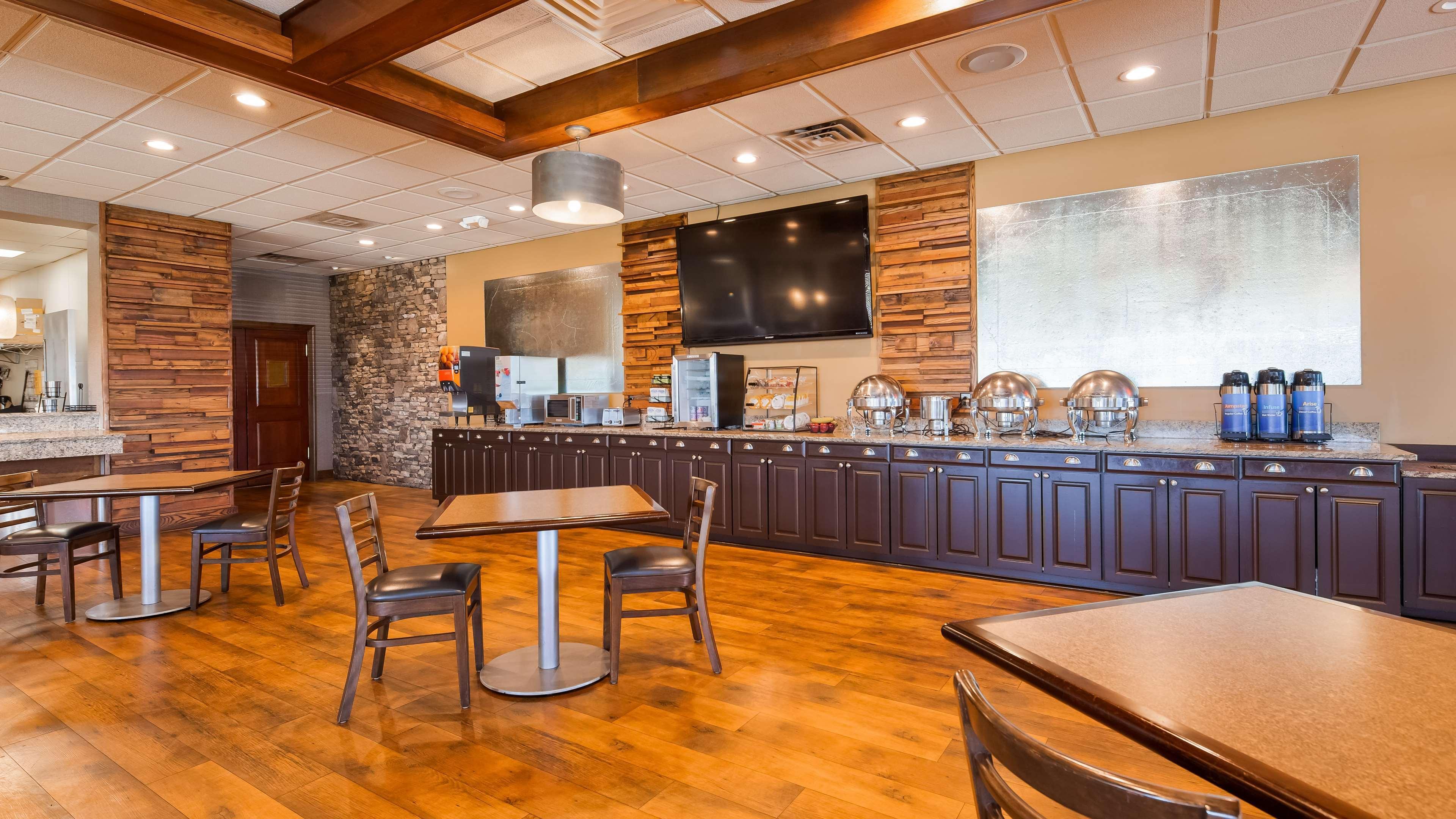 Best Western Newport Inn Dış mekan fotoğraf