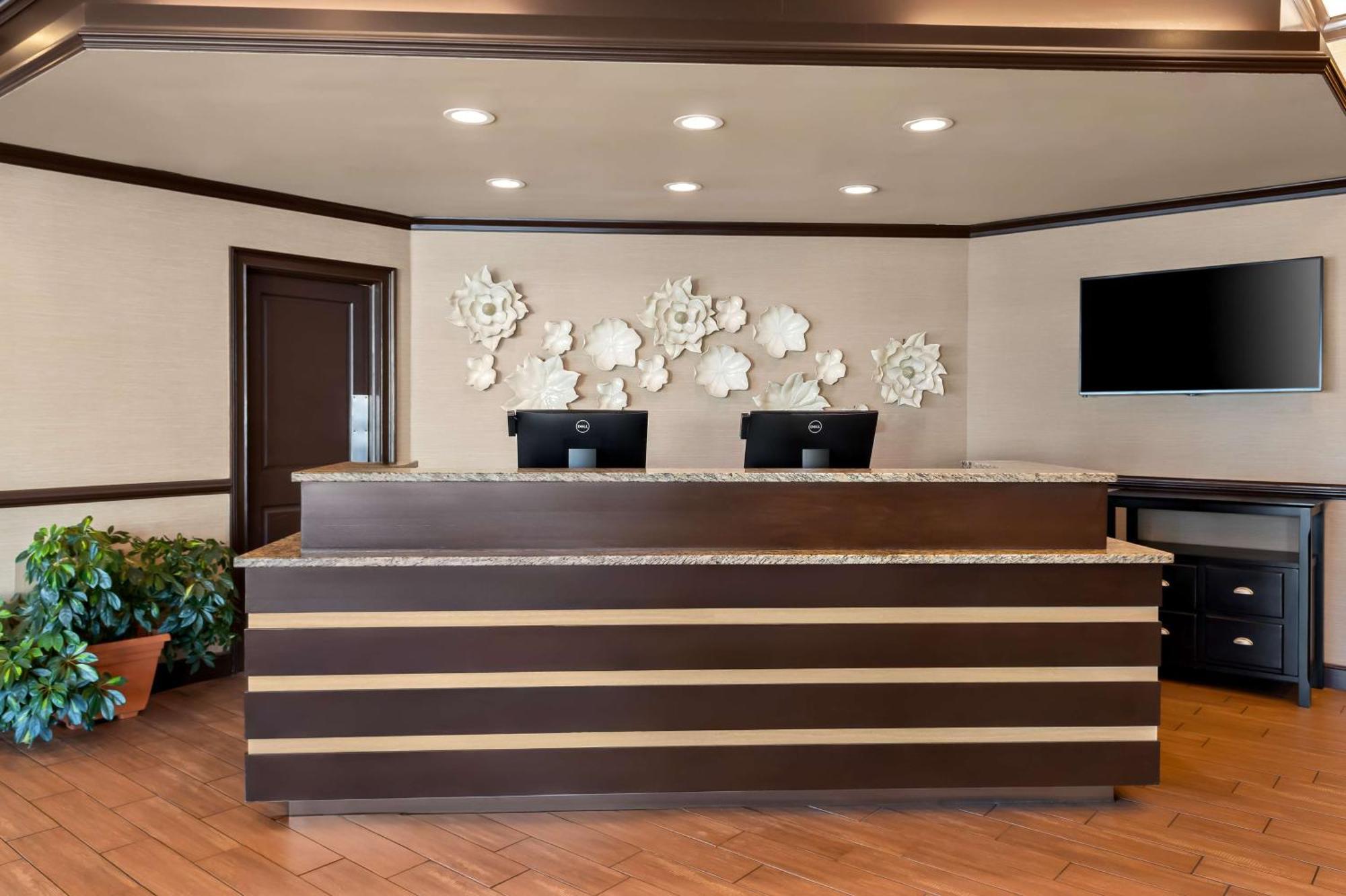 Best Western Newport Inn Dış mekan fotoğraf